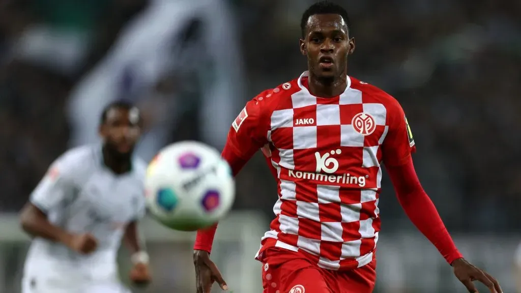 Edimilson Fernandes of FSV Mainz 05