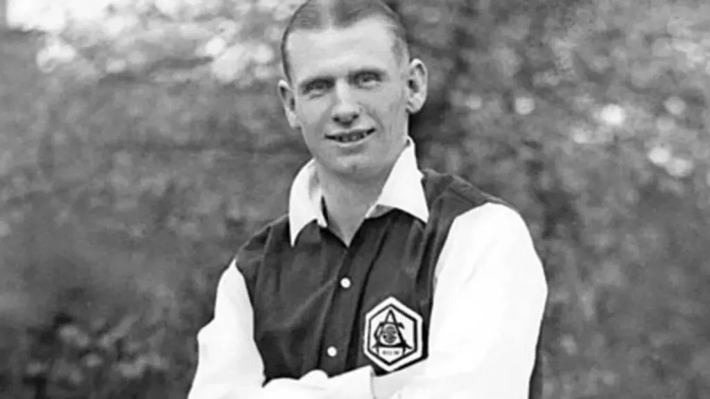 Cliff Bastin