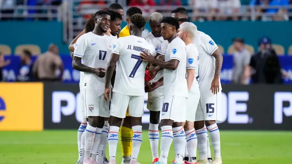 Players of Panama huddle during the CONMEBOL Copa America 2024 Group C match between Uruguay and Panama at Hard Rock Stadium on June 23, 2024 in Miami Gardens, Florida. Photo by Rich Storry/Getty Images