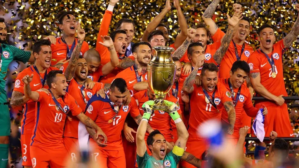 Claudio Bravo #1 of Chile hoist the trophy after defeating Argentina to win the Copa America Centenario. Mike Stobe/Getty Images