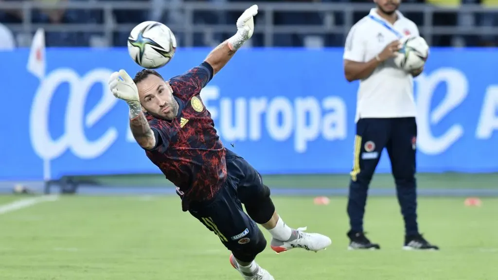 Davis Ospina warms up before a match between Colombia and Paraguay as part of FIFA World Cup Qatar 2022 Qualifiers at Estadio Metropolitano on November 16, 2021 in Barranquilla, Colombia. Photo by Gabriel Aponte/Getty Images