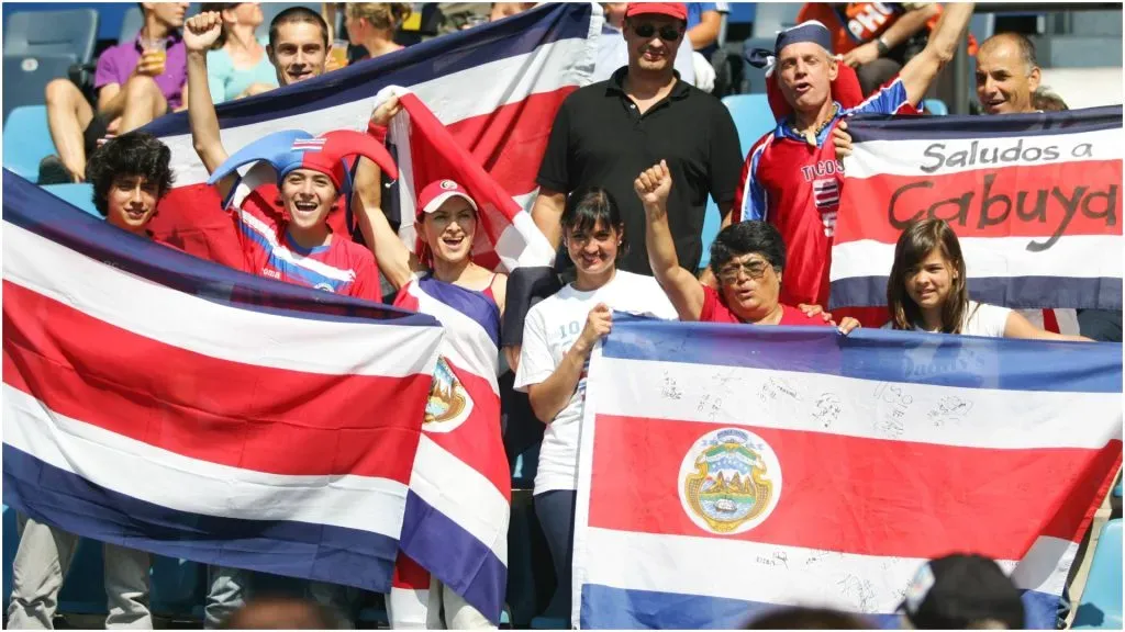 Costa Rica fans with flags – IMAGO / TF-Photo