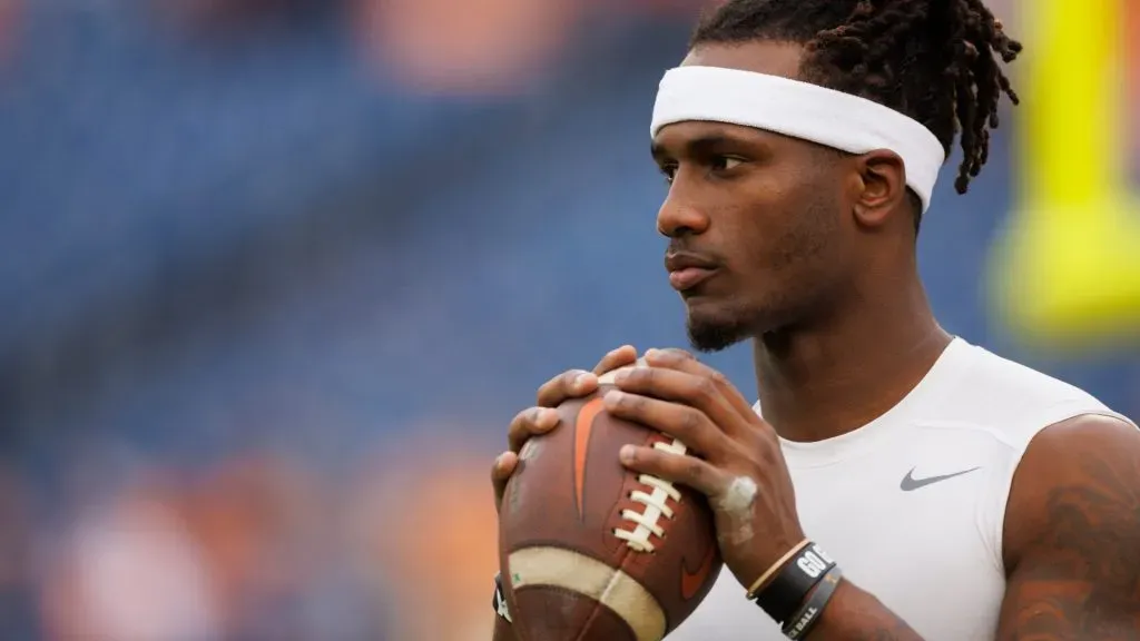 Joe Milton III #7 of the Tennessee Volunteers warms up before the TransPerfect Music City Bowl against the Purdue Boilermakers at Nissan Stadium on December 30, 2021 in Nashville, Tennessee.