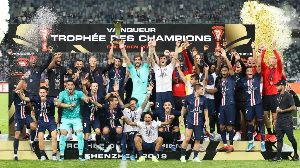 Team of Paris Saint-Germain celebrates the victory with the trophy during the 2019 Trophee des Champions between Paris saint-Germain and Stade Rennais FC. Lintao Zhang/Getty Images