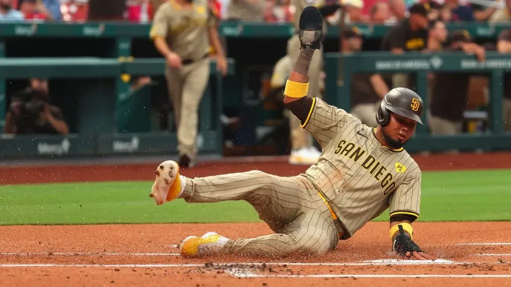 Luis Arraez #4 of the San Diego Padres scores a run on a single off the bat of Manny Machado against the St. Louis Cardinals in the first inning at Busch Stadium. (Photo by Dilip Vishwanat/Getty Images)