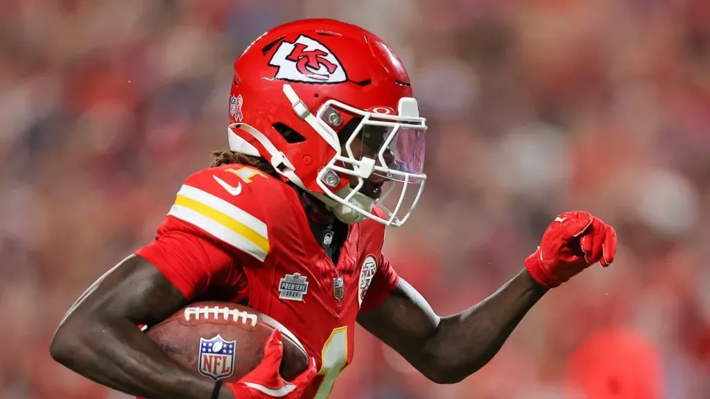 Xavier Worthy #1 of the Kansas City Chiefs runs to score a touchdown against the Baltimore Ravens during the first quarter at GEHA Field at Arrowhead Stadium on September 05, 2024 in Kansas City, Missouri.