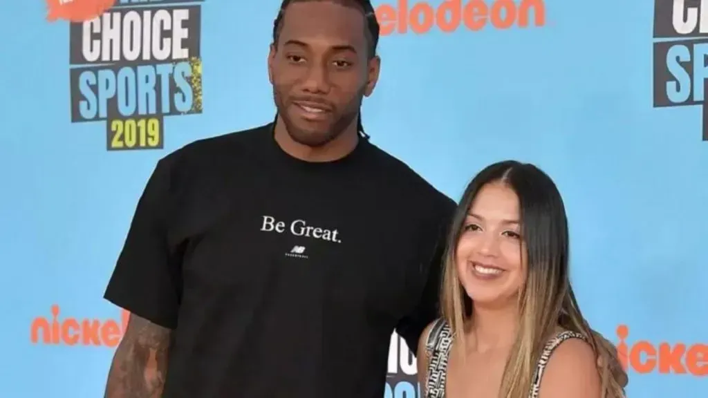 Kawhi and Kishele (Getty Images)