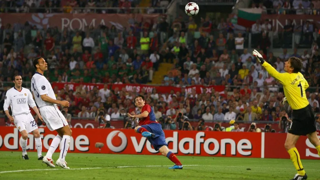 Lionel Messi of Barcelona scores the second goal for Barcelona during the UEFA Champions League Final match between Barcelona and Manchester United. Laurence Griffiths/Getty Images