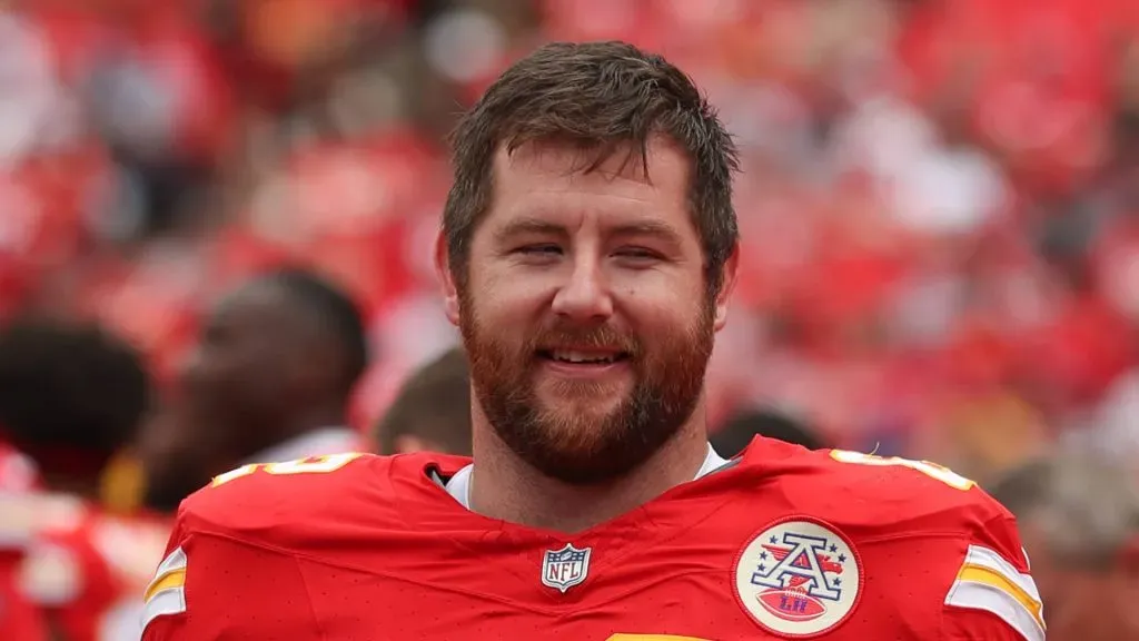 Andy Reid warns Joe Thuney after making risky change to left tackle
