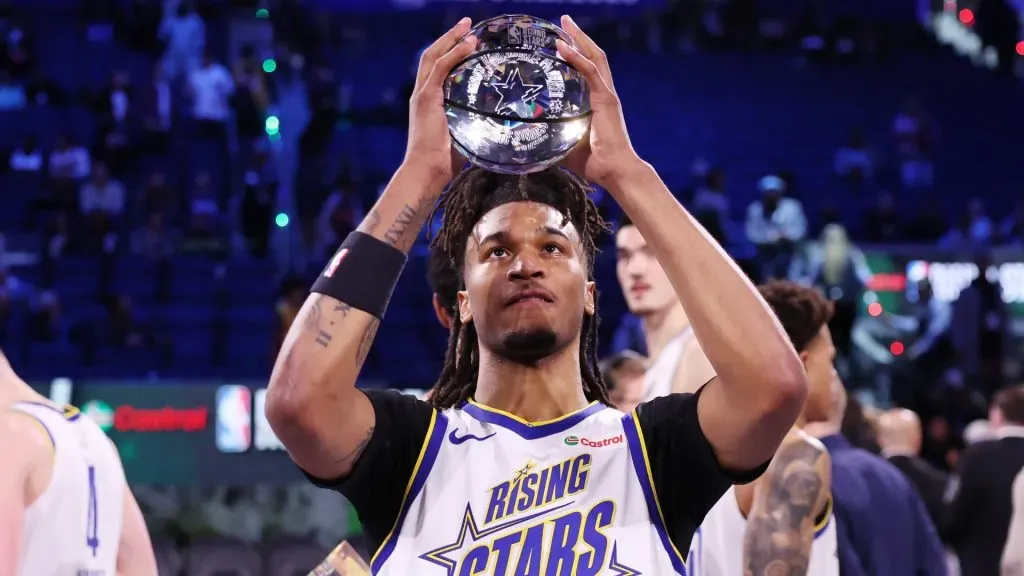 Stephon Castle #5 of the San Antonio Spurs and Team C celebrates after winning the NBA Rising Stars MVP during the 2025 NBA All-Star Rising Stars Game.