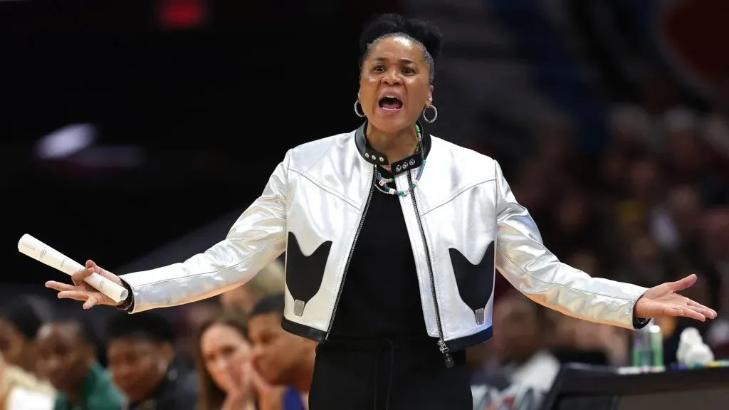 Dawn Staley Coach