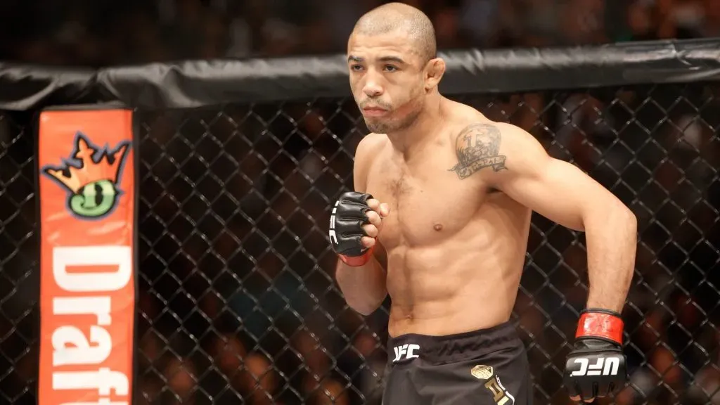 Jose Aldo prepares for his featherweight title fight against Conor McGregor during UFC 194 at MGM Grand Garden Arena on December 12, 2015. (Source: Steve Marcus/Getty Images)
