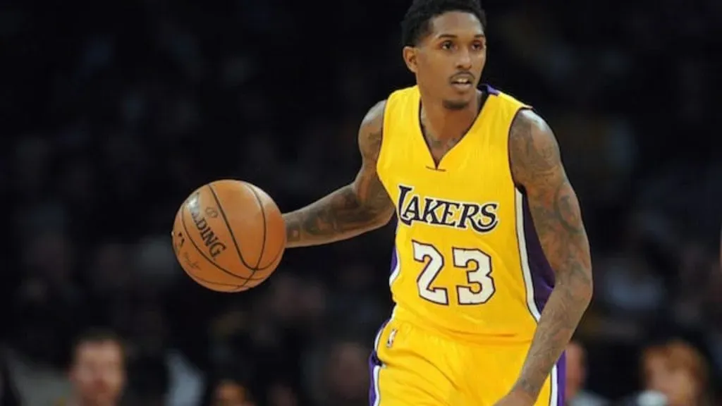 Lou Williams playing with the Los Angeles Lakers.