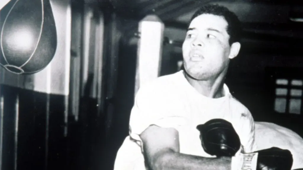 Joe Louis in training for the fight against Jersey Joe Walcott in 1947. (Source: Allsport UK/ALLSPORT)