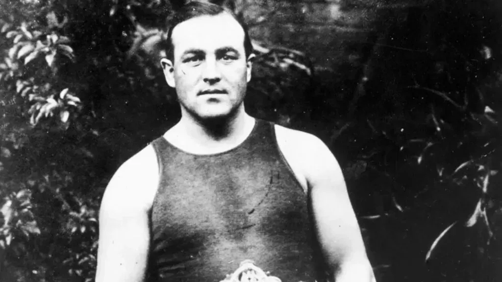 Tommy Burns (Source: Britannica)