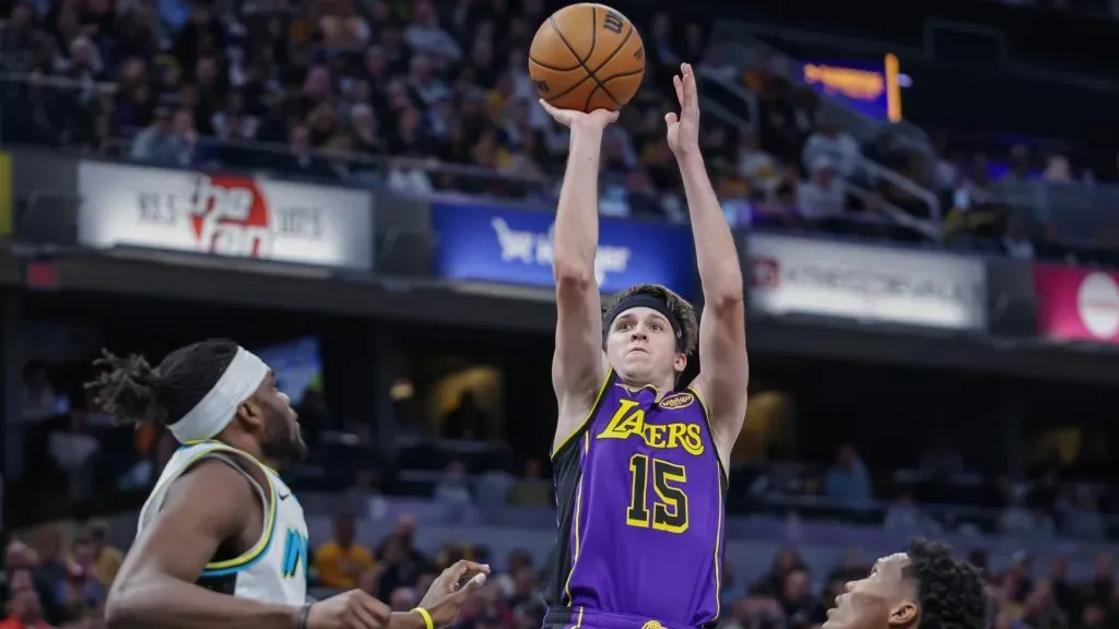 Austin Reaves #15 of the Los Angeles Lakers shoots in the second half against the Indiana Pacers at Gainbridge Fieldhouse. (Michael Hickey/Getty Images)