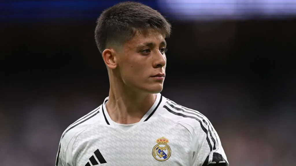 Arda Guler of Real Madrid looks on during the LaLiga match between Real Madrid CF and Real Sociedad at Estadio Santiago Bernabeu on May 24, 2025. (Source: Denis Doyle/Getty Images)