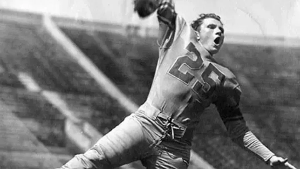 Y.A. Tittle (Source: @vintagelsuftb)