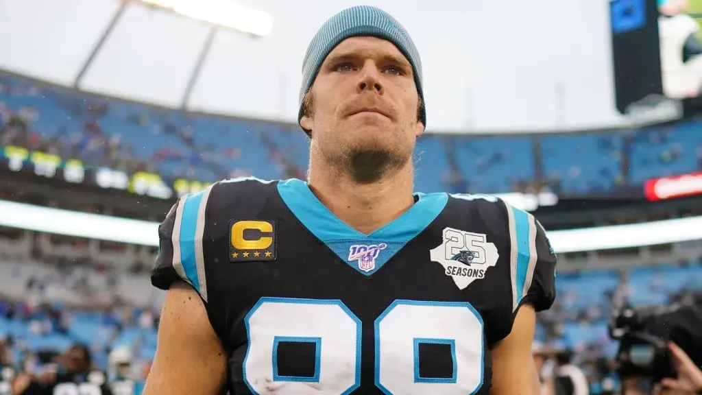 Greg Olsen #88 of the Carolina Panthers walks off the field after his game against the New Orleans Saints in 2019. (Source: Jacob Kupferman/Getty Images)