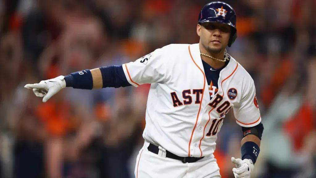 Yuli Gurriel (Source: Ezra Shaw/Getty Images)