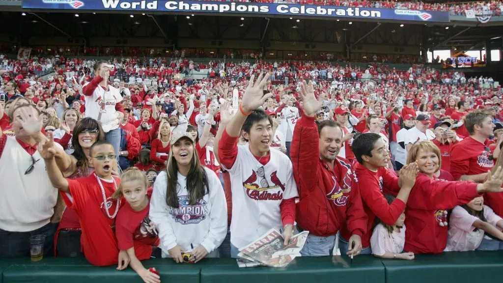 St. Louis Cardinals fans (Source: Elsa/Getty Images)