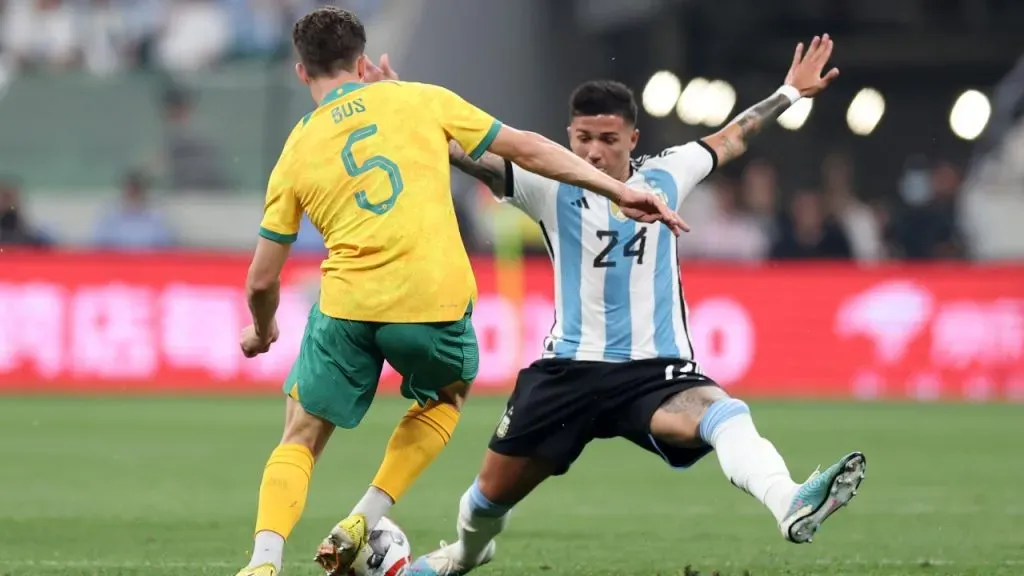 Enzo Fernández viene de jugar el amistoso con Argentina ante Australia (Getty Images).