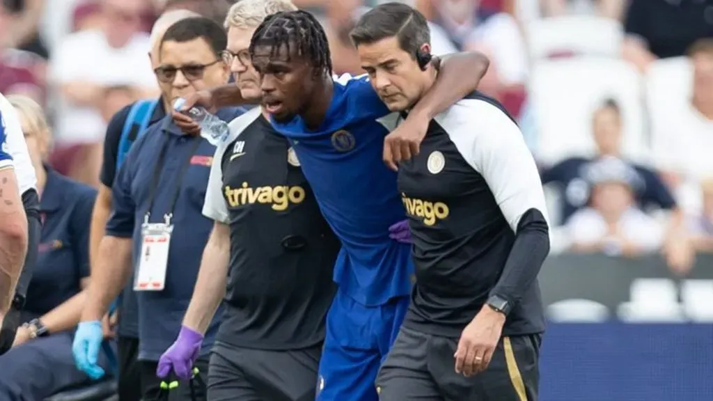 Chukwuemeka será baja hasta 2024.