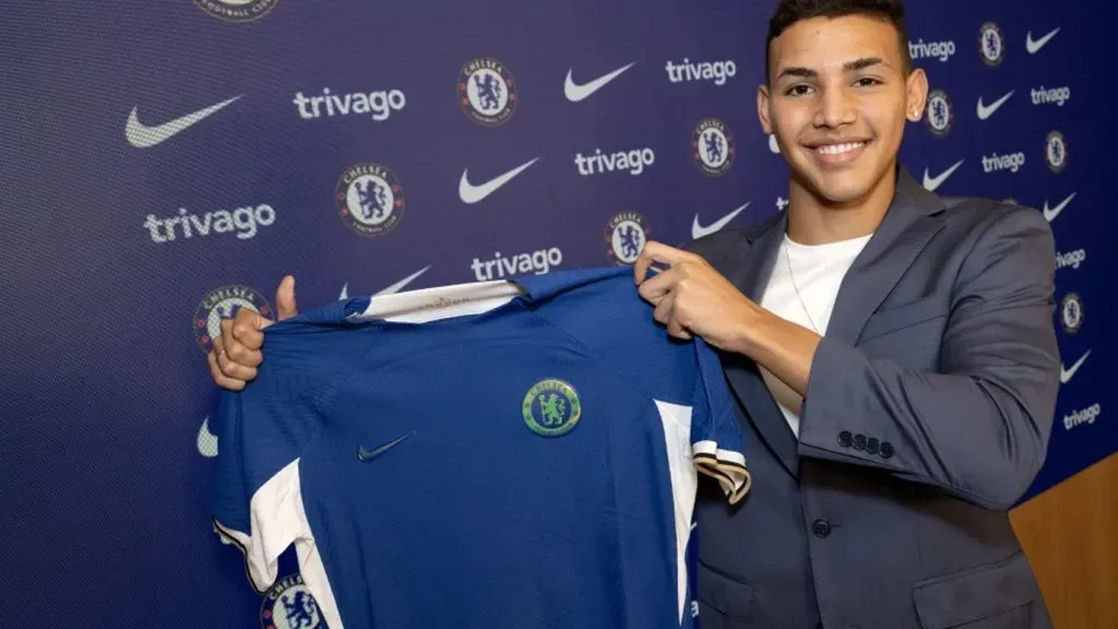 Deivid Washington firmó contrato con el Chelsae por siete años.