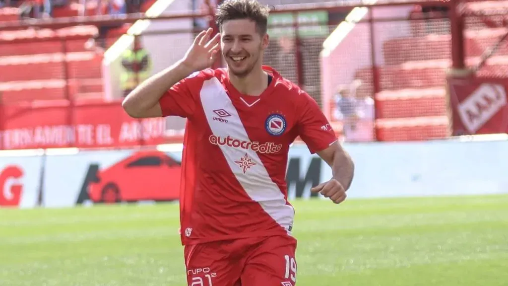 Matko Miljevic en su etapa con Argentinos Juniors.