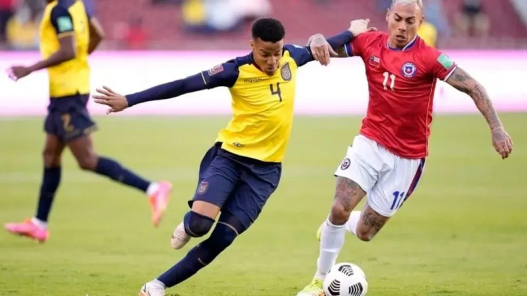 Byron Castillo jugó contra Chile y Perú en las Eliminatorias CONMEBOL para la Copa del Mundo Qatar 2022.