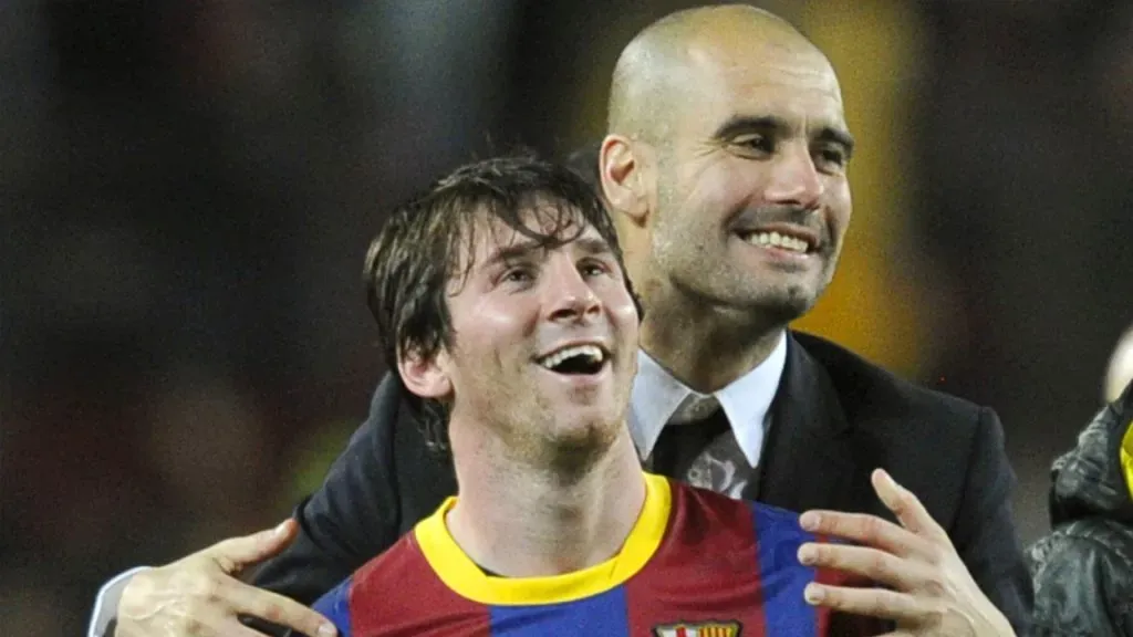 Pep Guardiola, con Lionel Messi, en su paso como entrenador del FC Barcelona. Getty Images.