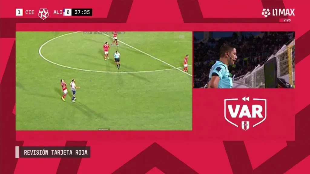 La imagen del VAR sobre la agresión de Hernán Barcos. (Foto: Liga 1).