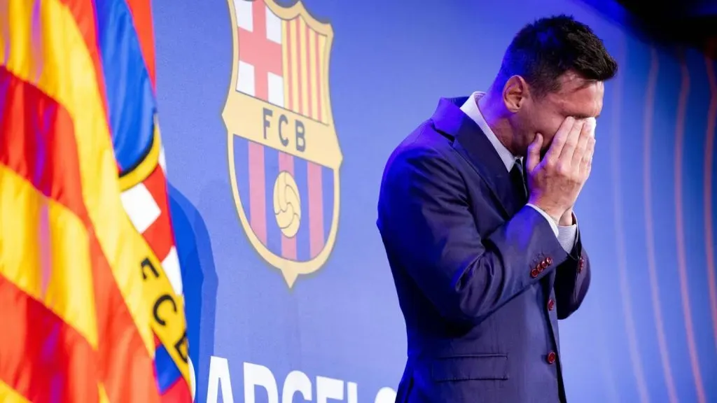 El aficionado del Barcelona sigue esperando por algún homenaje a Messi: IMAGO