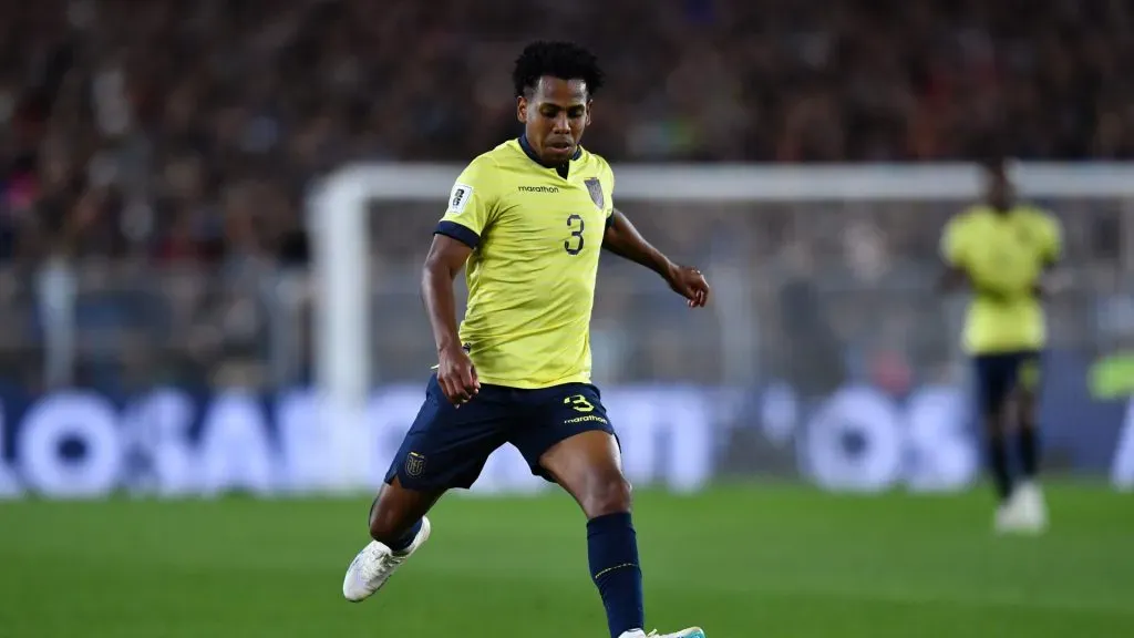 José Hurtado podría ser la sorpresa de Ecuador ante la falta de laterales.