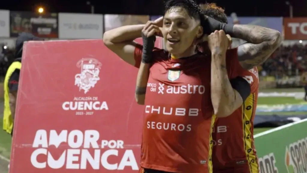 Cristian Tobar – Deportivo Cuenca.