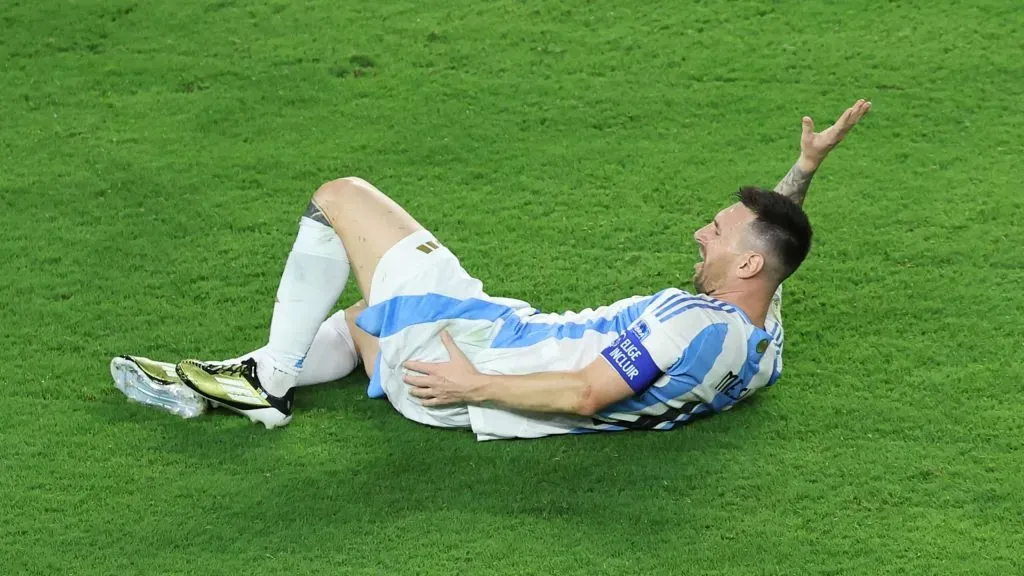 El momento de la lesión de Leo Messi en la final [Foto: Getty]