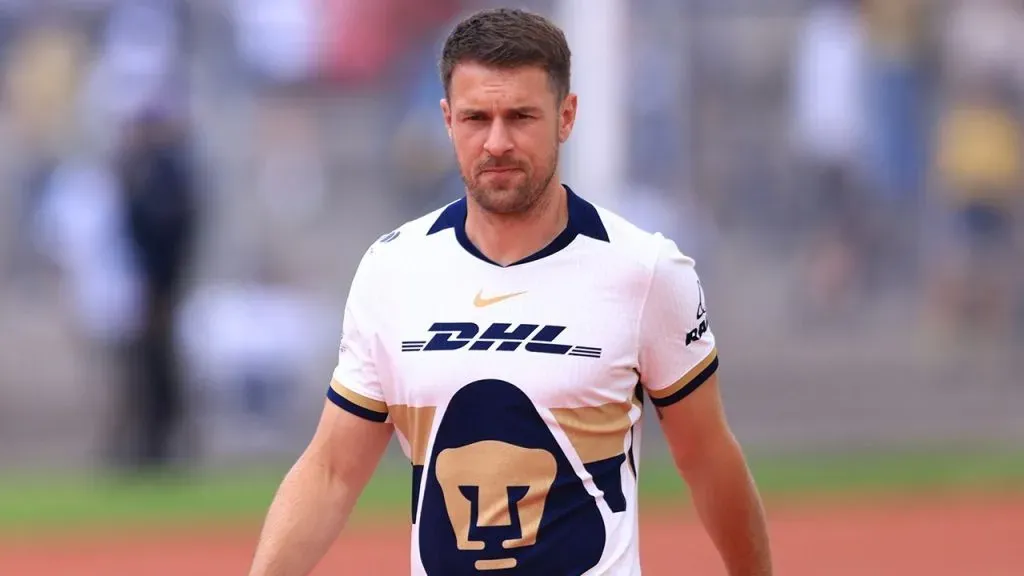 Aaron Ramsey deberá esperar para jugar ante Juárez.