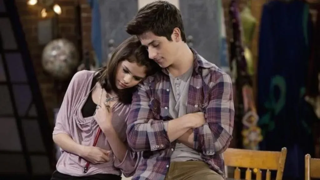 David Henrie as Justin and Selena Gomez as Alex in Wizards of Waverly Place.