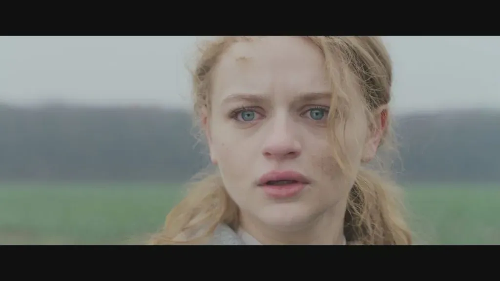 joey king as halina