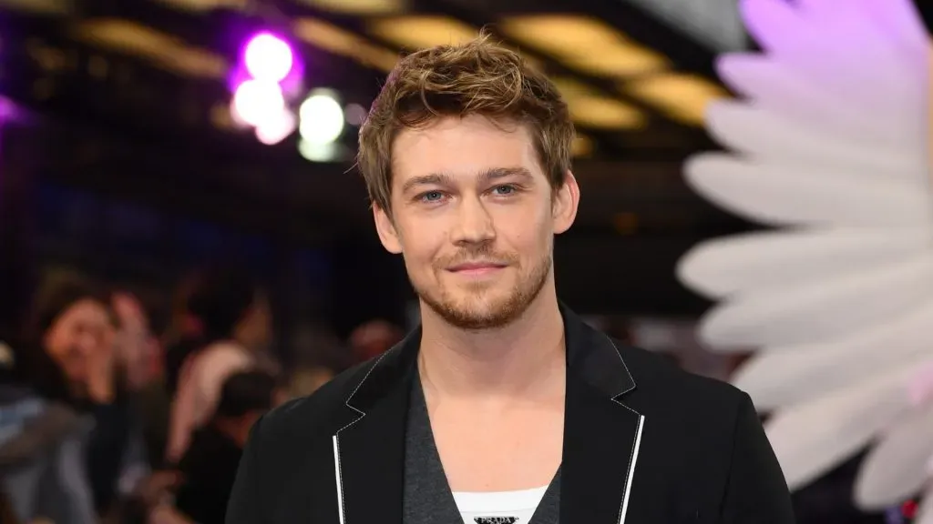 Joe Alwyn at the ‘Catherine Clalled Birdy’ red carpet (Joe Maher/Getty Images)