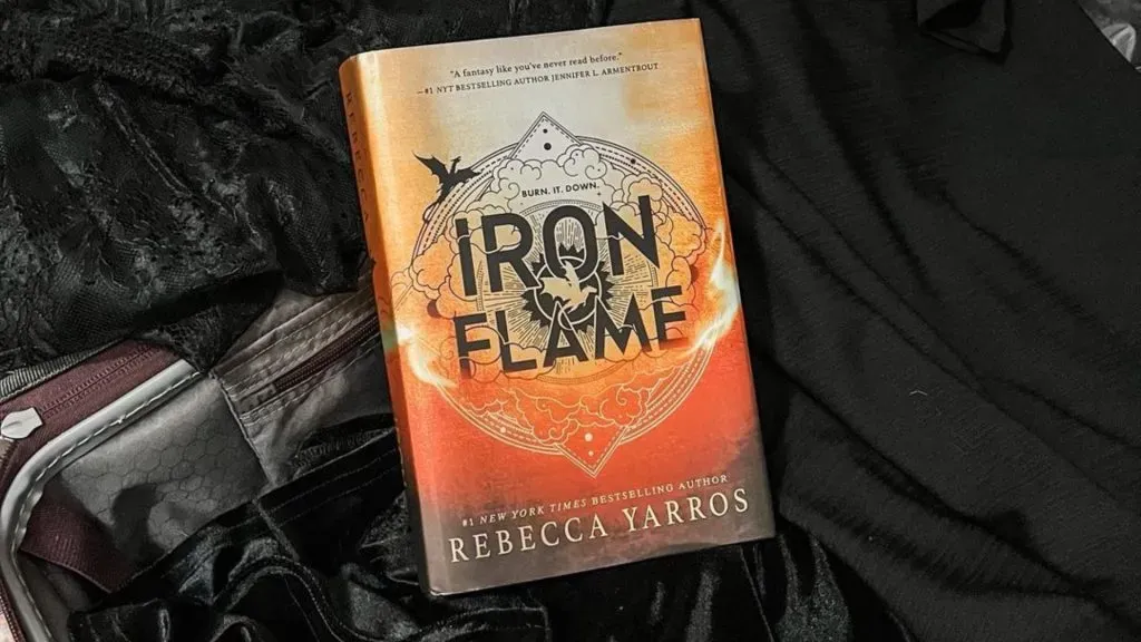Rebecca Yarros’ Iron Flame. (Source: @rebeccayarros)