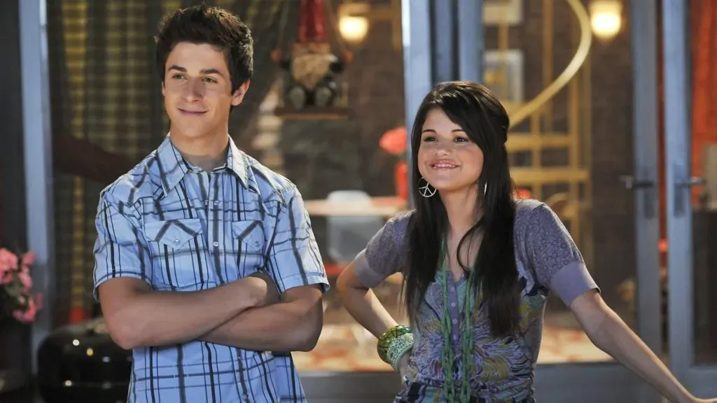 Selena Gomez and David Henrie in Wizards of Waverly Place. (Source: IMDb)