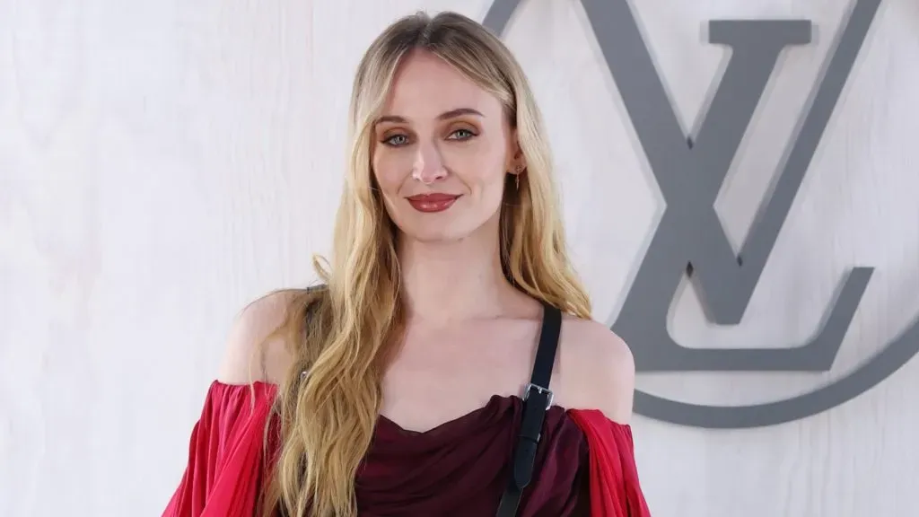Sophie Turner attends the Louis Vuitton Womenswear Fall/Winter 2024-2025 show as part of Paris Fashion Week on March 05, 2024. (Source: Pascal Le Segretain/Getty Images for Louis Vuitton)
