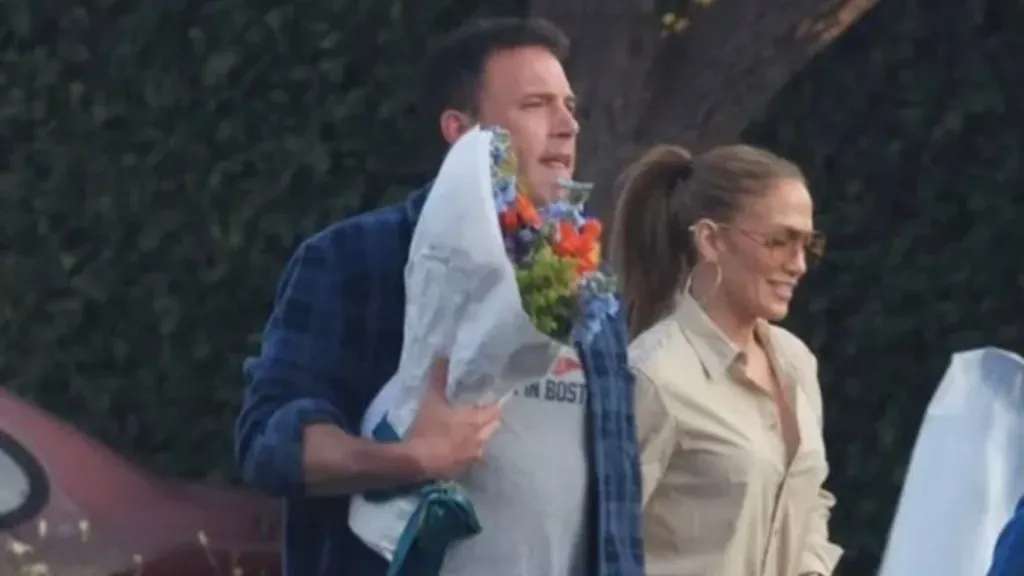 Ben Affleck and Jennifer Lopez in Los Angeles on Thursday, May 17. (Source: @FilmUpdates)