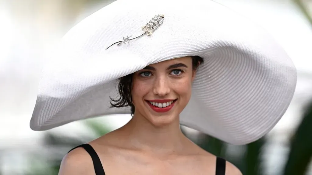 Margaret Qualley attends the “Kinds Of Kindness” Photocall at the 77th annual Cannes Film Festival at Palais des Festivals on May 18, 2024. (Source: Gareth Cattermole/Getty Images)