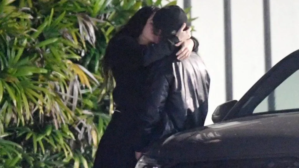 Jeremy Allen White and Rosalía spotted kissing in Los Angeles. (Source: TMZ)