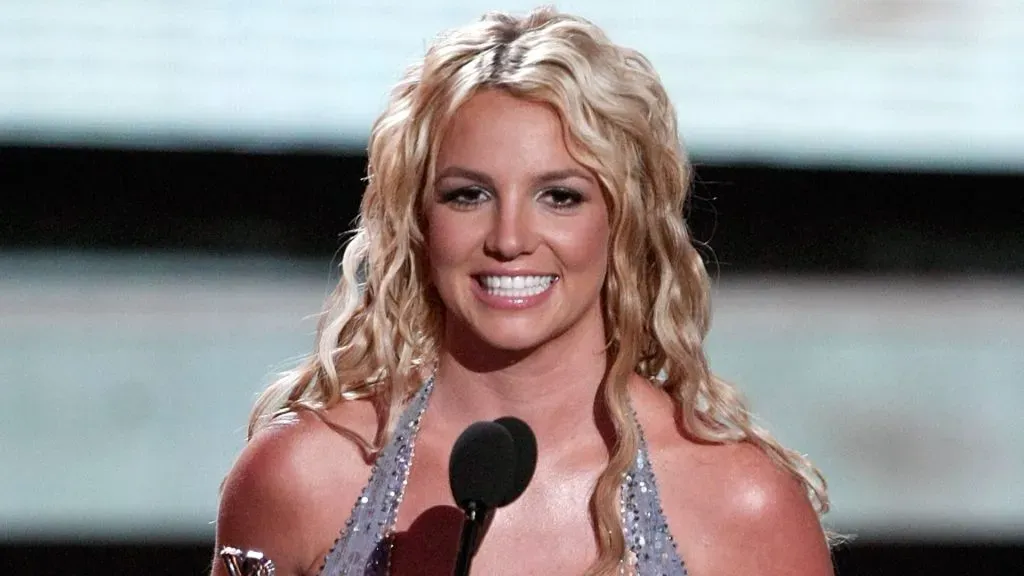 Britney Spears accepts the Best Female Video award for “Piece of Me” on stage at the 2008 MTV Video Music Awards at Paramount Pictures Studios on September 7, 2008 in Los Angeles, California.