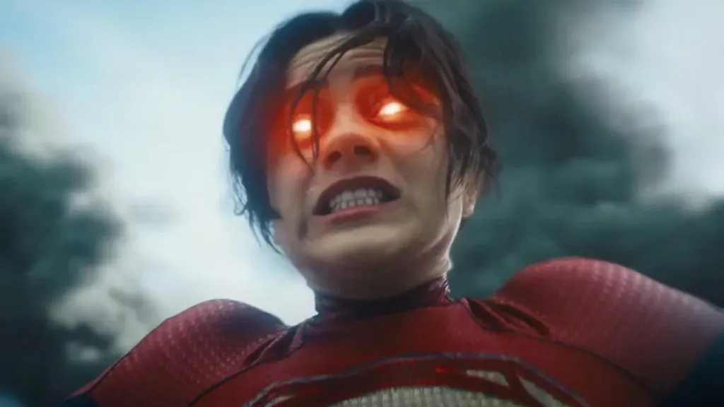 Sasha Calle como Supergirl en The Flash, próximo estreno de DC. (Warner Bros.)