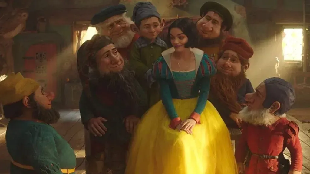 Rechel Zegler como Blancanieves en el nuevo live-action de Disney.