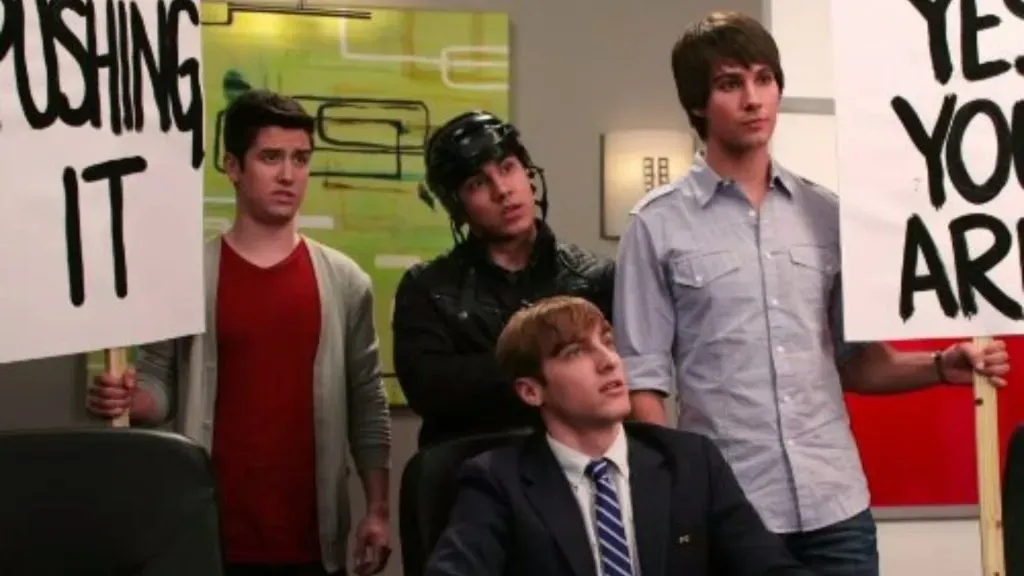 Kendall Schmidt, Carlos PenaVega, James Maslow y Logan Henderson en Big Time Rush.